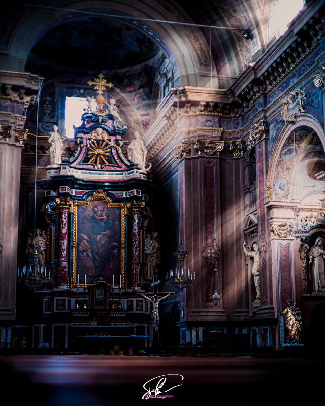 Photo interieur eglise cheraso langhes italie