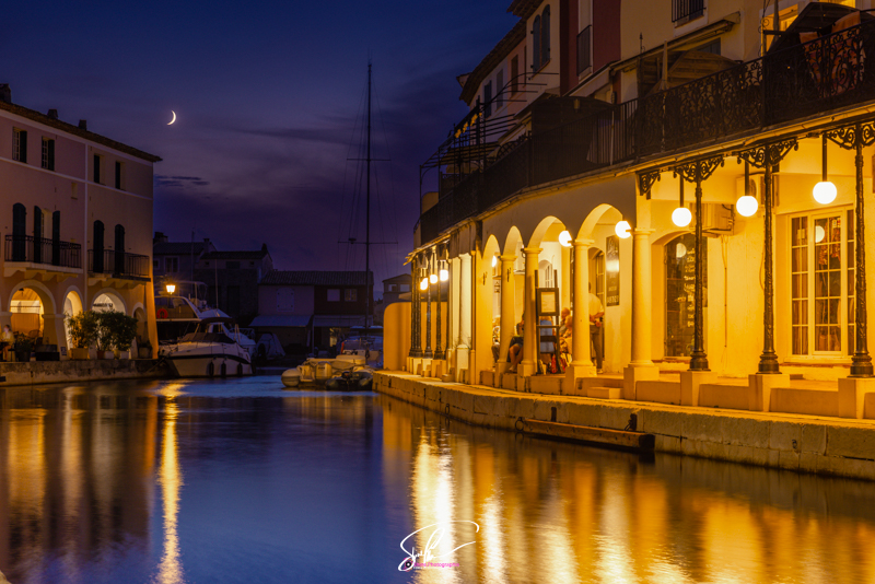 photo heure bleue port grimaud