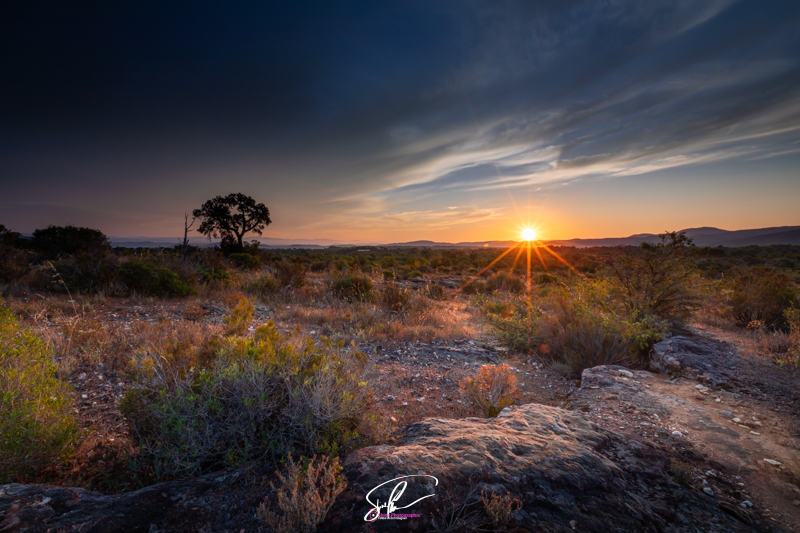 photo sunrise plaine des maure var france